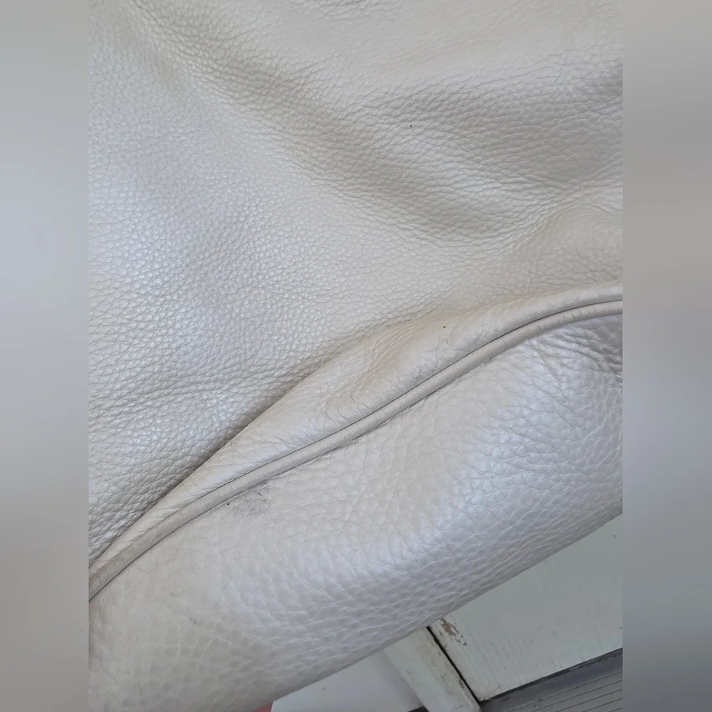 Michael Kors Gray and Cream Tote Bag Set - Picture 11 of 12